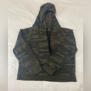Sanctuary Women XL Camo Hoodie Sweatshirt Pullover Casual Streetwear